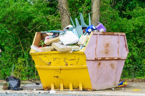Business waste removal services in Tomys Waste